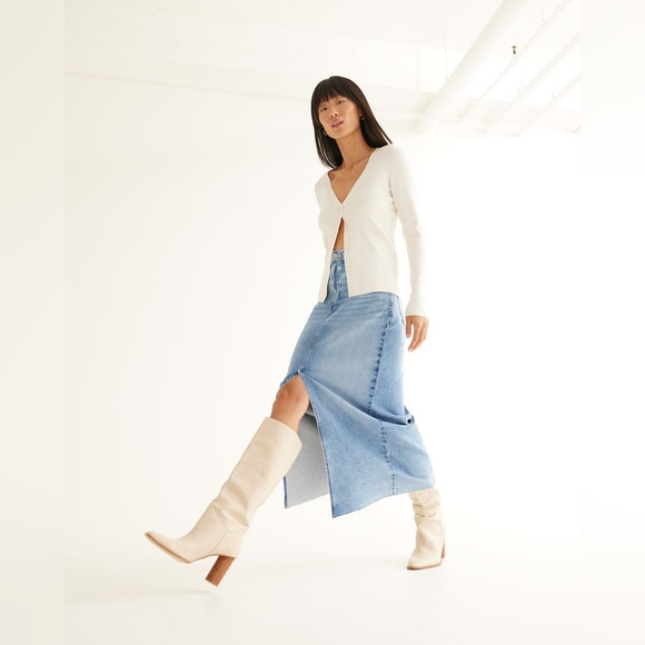 Reitmans - Maxi Denim Pencil Skirt - Picture 2 of 4